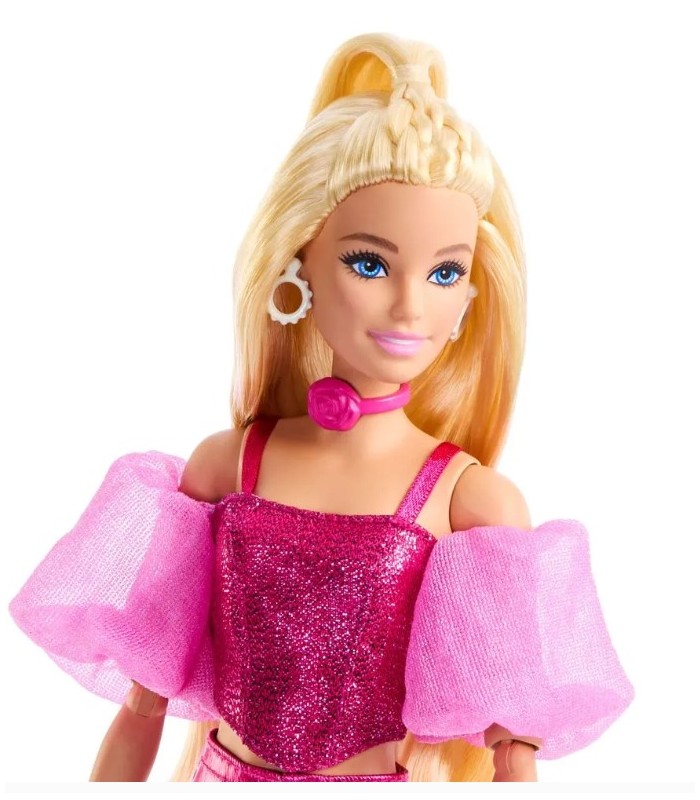 Muñeca Barbie Deluxe Cabello Rubio Y Conjunto Rosa